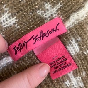 Betsy Johnson circle scarf